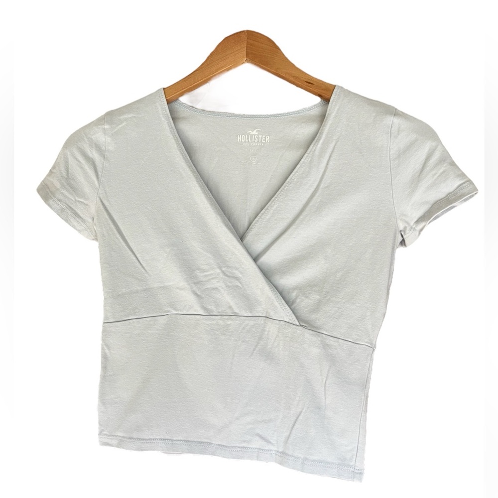 Hollister pale blue baby tee shirt